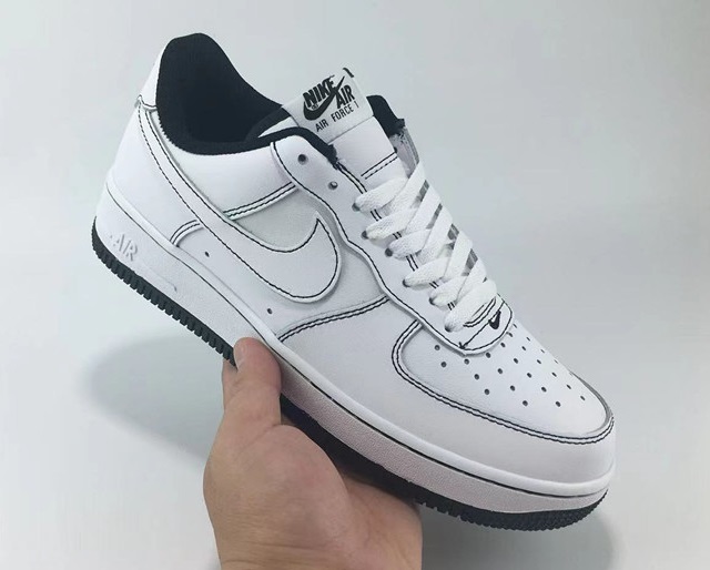 Women Air Force 1 076